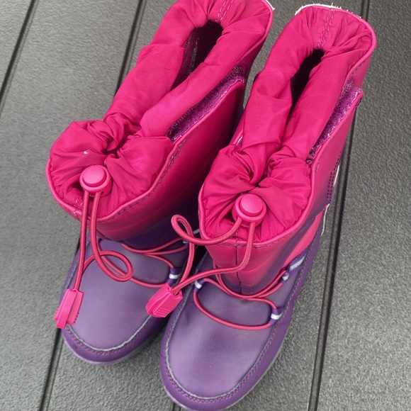 NWT - LANDS’ END Kids Snow Flurry Insulated Winter Boots in Winter Violet Ombré - Picture 4 of 7